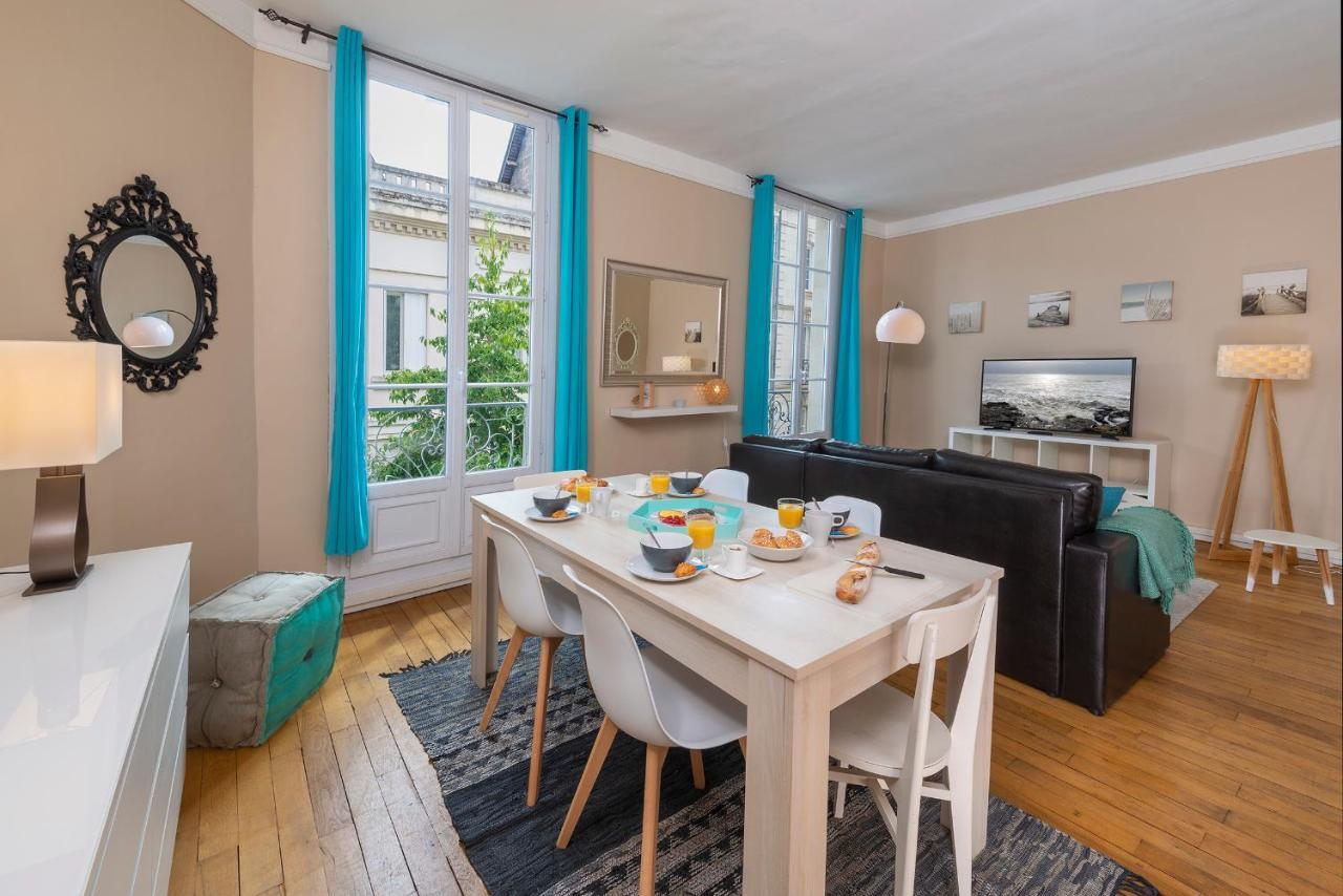 Appartement Coeur De Ville Rue Saint-Laud アンジェ エクステリア 写真